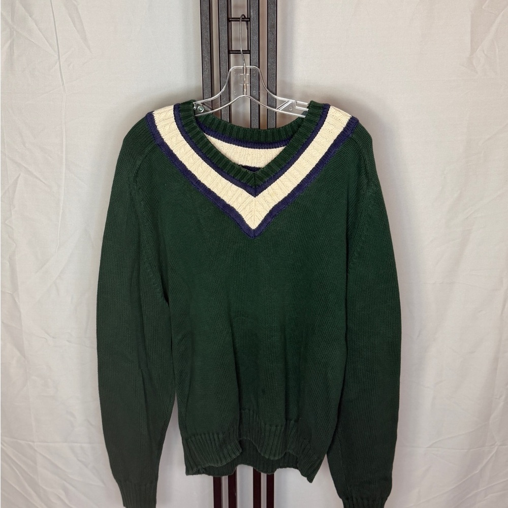 Claiborne Forest Green V-Neck Sweater with Cream and Navy Trim‎